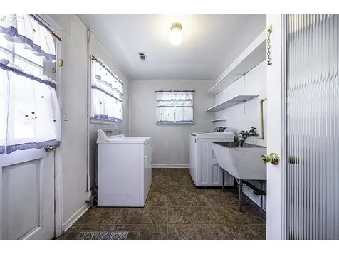 681 Liberty Street Ashland OR 97520