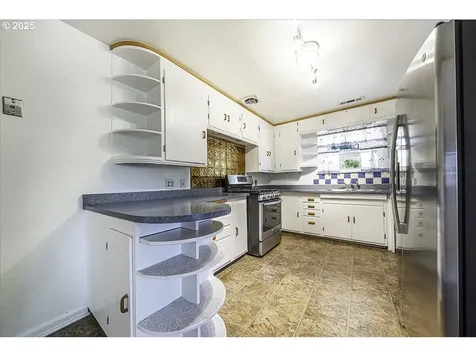 681 Liberty Street Ashland OR 97520