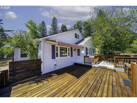 681 Liberty Street Ashland OR 97520