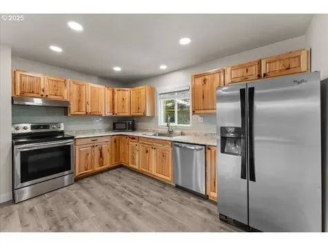 1527 SE 7th Avenue Camas WA 98607