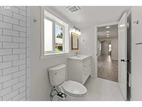 1527 SE 7th Avenue Camas WA 98607