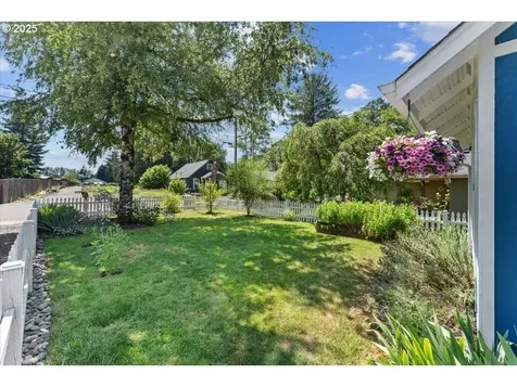 1527 SE 7th Avenue Camas WA 98607