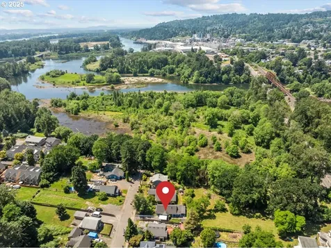 1527 SE 7th Avenue Camas WA 98607