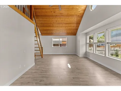 1527 SE 7th Avenue Camas WA 98607