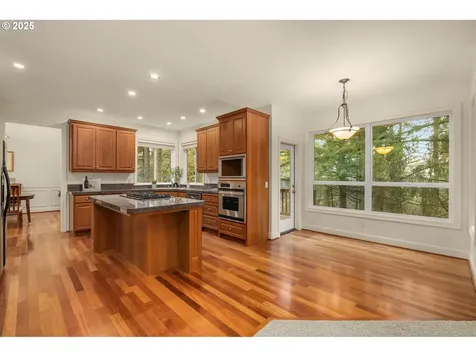 16555 SW Red Rock Court Beaverton OR 97007