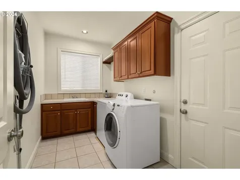 16555 SW Red Rock Court Beaverton OR 97007