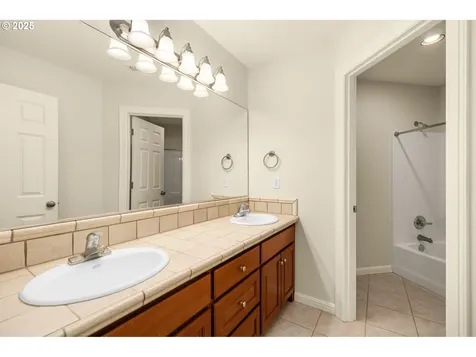 16555 SW Red Rock Court Beaverton OR 97007