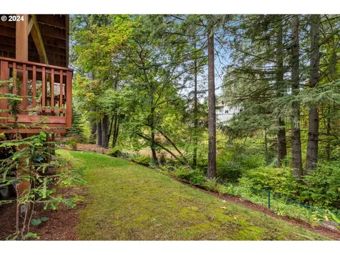 16555 SW Red Rock Court Beaverton OR 97007