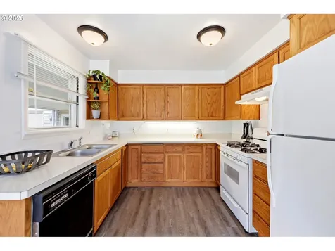 7905 SE Bybee Boulevard Portland OR 97206