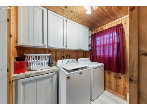 542 NW Douglas Street Dallas OR 97338