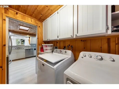 542 NW Douglas Street Dallas OR 97338