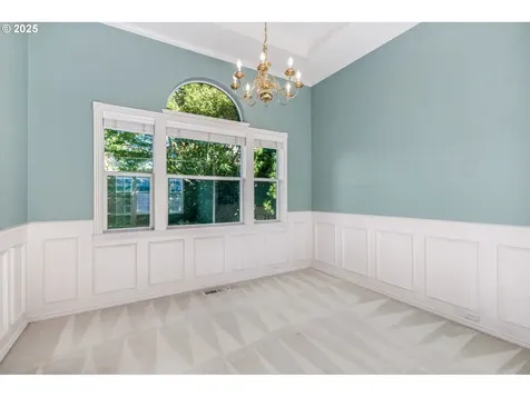 13610 SW Aerie Drive Portland OR 97223