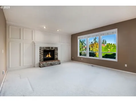 13610 SW Aerie Drive Portland OR 97223