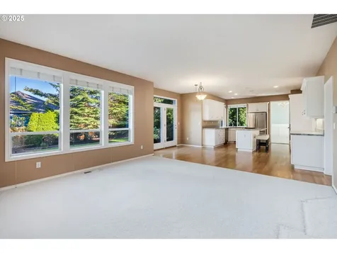 13610 SW Aerie Drive Portland OR 97223