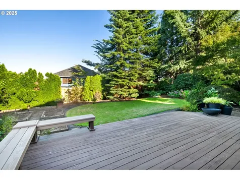 13610 SW Aerie Drive Portland OR 97223