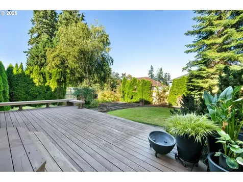 13610 SW Aerie Drive Portland OR 97223