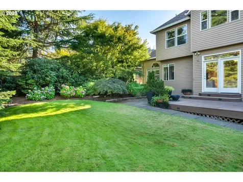13610 SW Aerie Drive Portland OR 97223