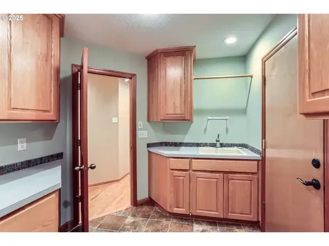 15290 SW 141st Avenue Portland OR 97224