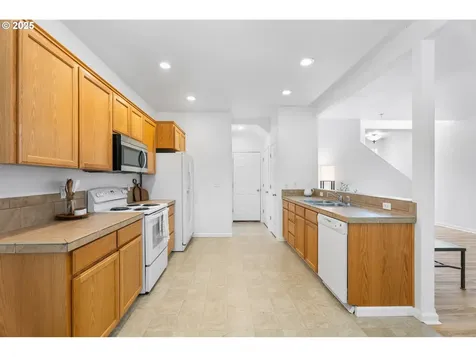 2637 SW 186th Place Beaverton OR 97003