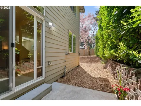 2637 SW 186th Place Beaverton OR 97003