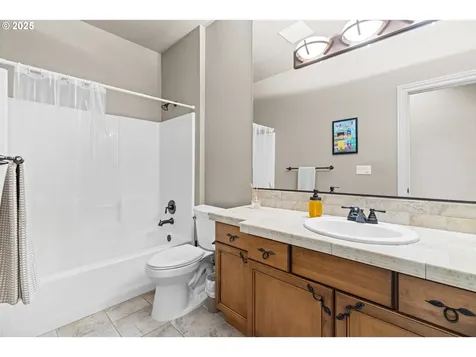 5104 NW 145th Street Vancouver WA 98685