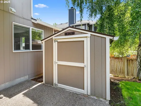 15618 NW Rondos Drive Portland OR 97229