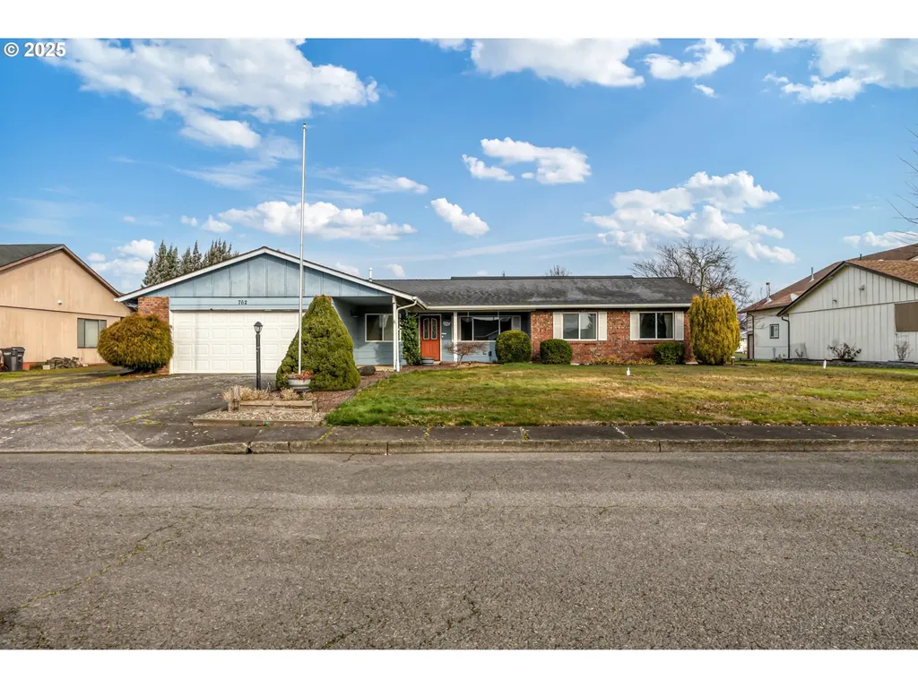 762 Stinson Street Independence OR 97351