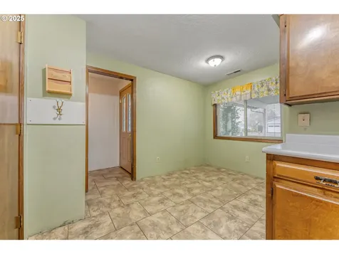 762 Stinson Street Independence OR 97351