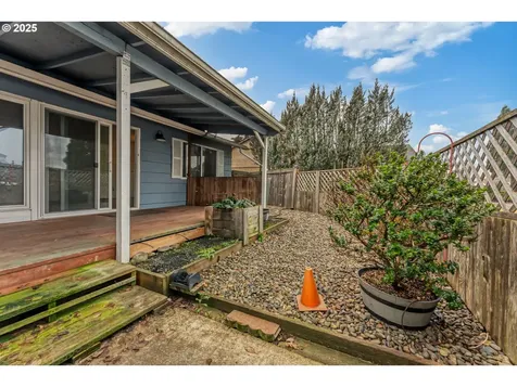 762 Stinson Street Independence OR 97351