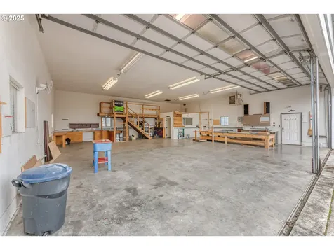 762 Stinson Street Independence OR 97351