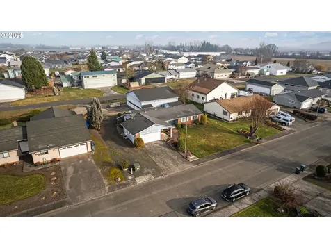 762 Stinson Street Independence OR 97351