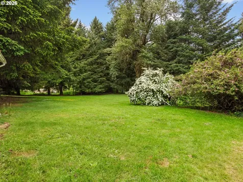 150 River Lane Gladstone OR 97027