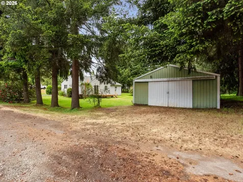 150 River Lane Gladstone OR 97027