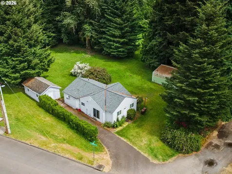 150 River Lane Gladstone OR 97027