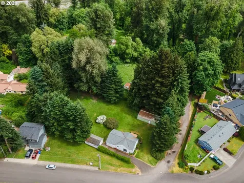 150 River Lane Gladstone OR 97027