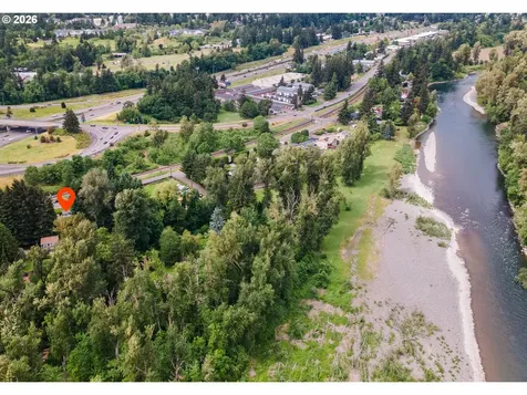 150 River Lane Gladstone OR 97027