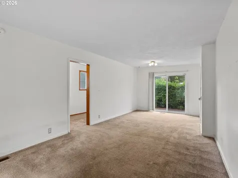 150 River Lane Gladstone OR 97027