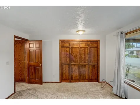 2025 Banyan Court NW Salem OR 97304