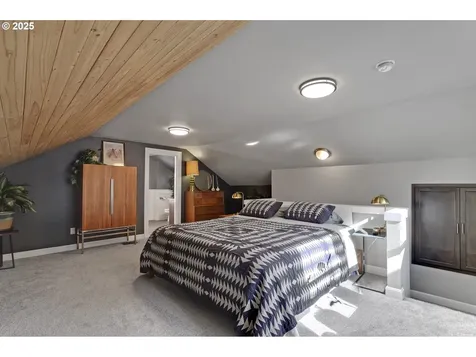2645 N Halleck Street Portland OR 97217