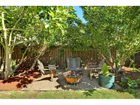 2645 N Halleck Street Portland OR 97217