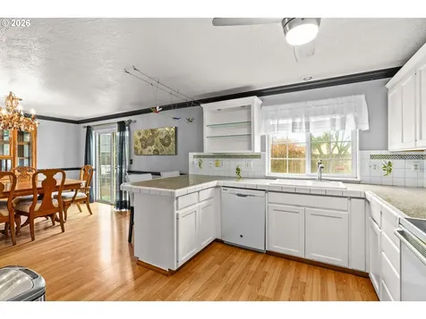 2503 Mangan Street Eugene OR 97402