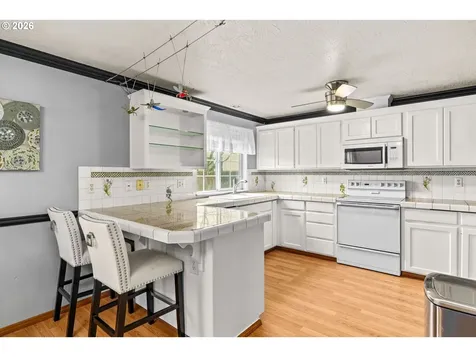2503 Mangan Street Eugene OR 97402