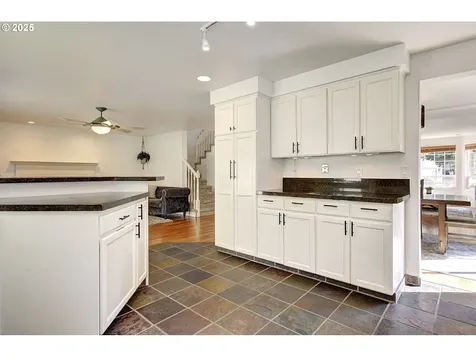 18506 SE 35th Street Vancouver WA 98683
