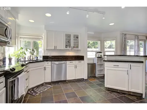 18506 SE 35th Street Vancouver WA 98683