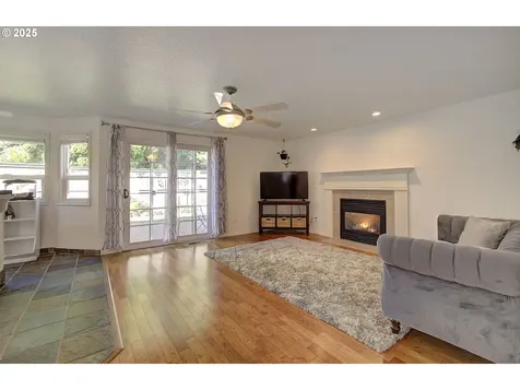 18506 SE 35th Street Vancouver WA 98683