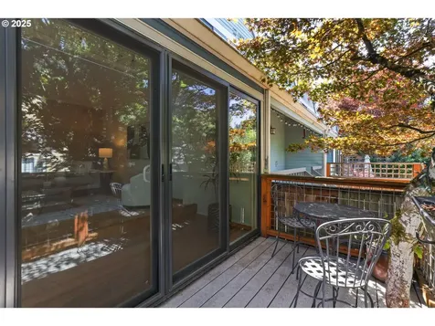547 S Florida Street Portland OR 97219