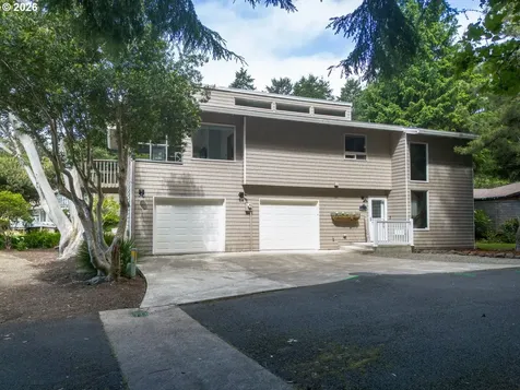 1253 NE East Lagoon Drive Lincoln City OR 97367