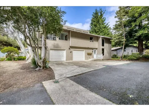 1253 NE East Lagoon Drive Lincoln City OR 97367