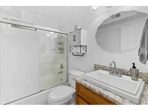 1253 NE East Lagoon Drive Lincoln City OR 97367