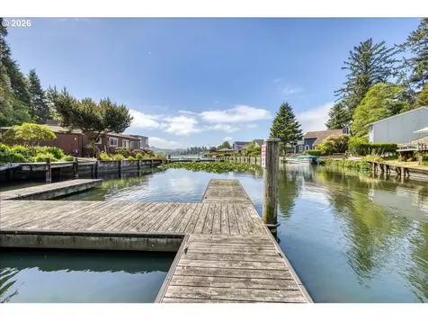 1253 NE East Lagoon Drive Lincoln City OR 97367